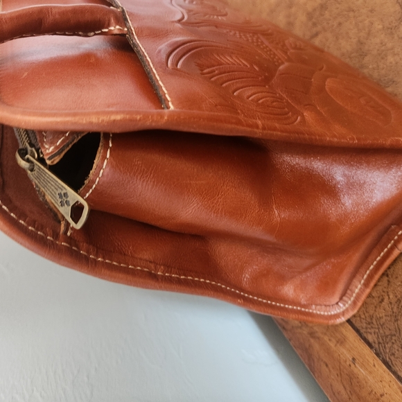 Brown Embossed Leather Handbag - Picture 2 of 11